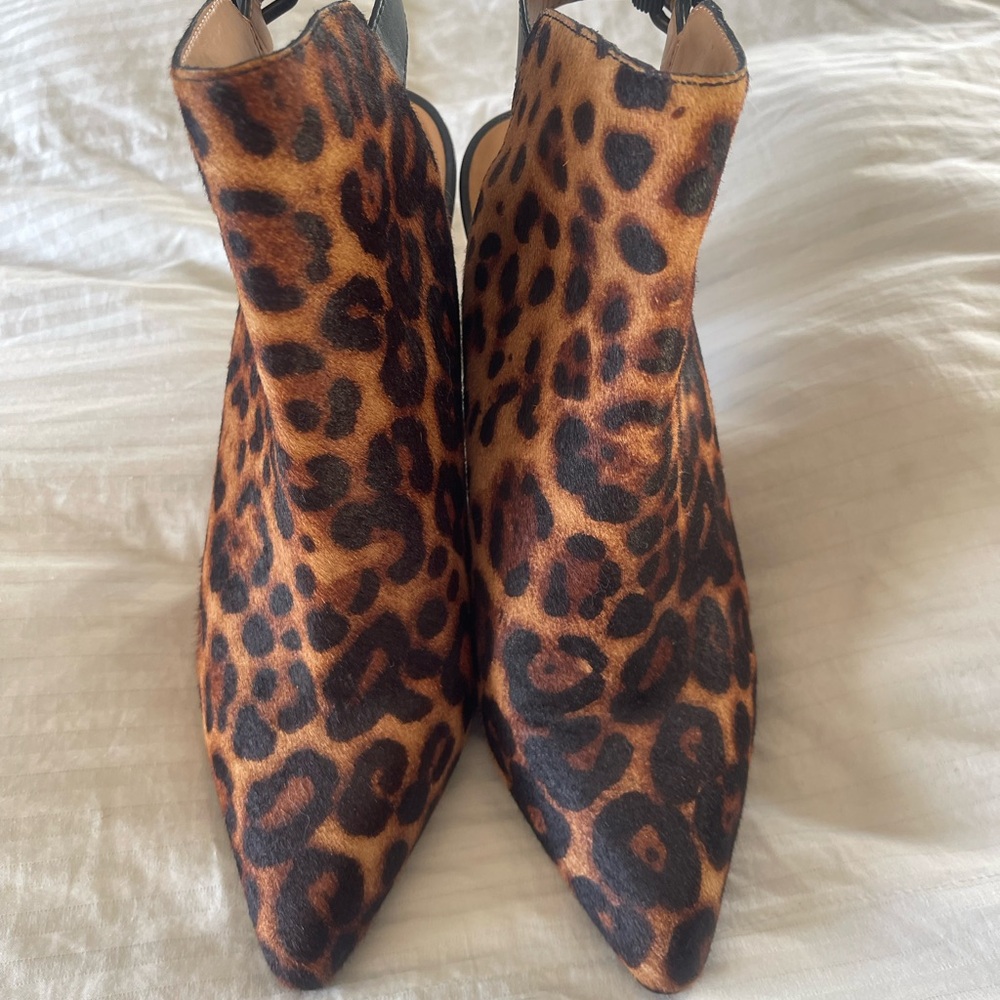 Nine West Leopard print sling mules, 10.5, 3 inch heel. Like new.